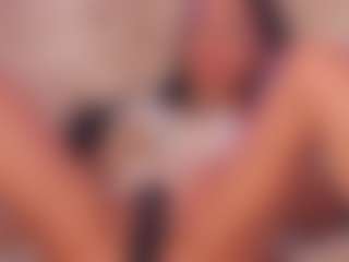AnaisBloom's Live Sex Cam Show