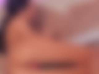 AnaisBloom's Live Sex Cam Show