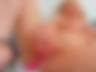 Karissia's Live Sex Cam Show