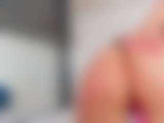 Karissia's Live Sex Cam Show