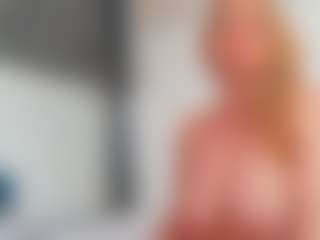 Karissia's Live Sex Cam Show