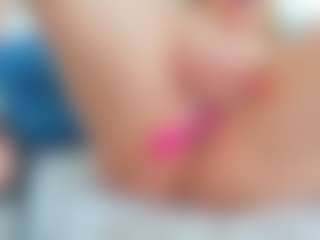Karissia's Live Sex Cam Show