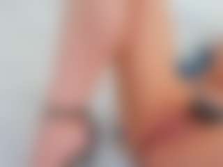 Live cam show with Karissia - Mature on Free Soda