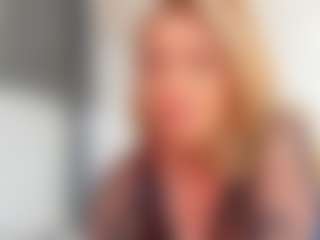 Karissia's Live Sex Cam Show