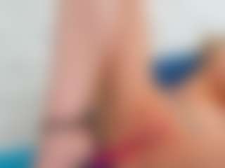 Karissia's Live Sex Cam Show