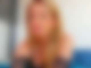 Karissia's Live Sex Cam Show