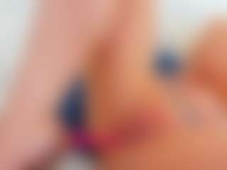 Karissia's Live Sex Cam Show