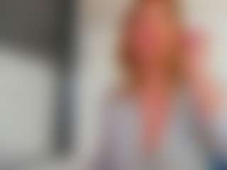 Live cam show with Karissia - Mature on SinfulBabes