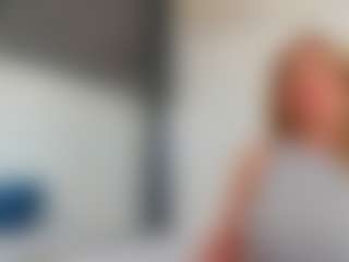 Karissia's Live Sex Cam Show