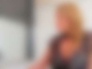 Karissia's Live Sex Cam Show