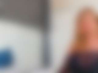 Karissia's Live Sex Cam Show
