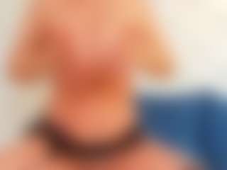 Karissia's Live Sex Cam Show