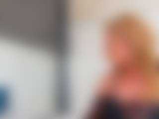 Karissia's Live Sex Cam Show