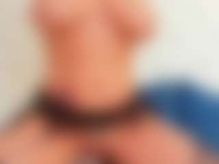 Karissia's Live Sex Cam Show