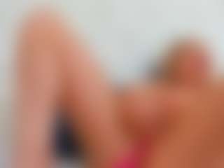 Karissia's Live Sex Cam Show