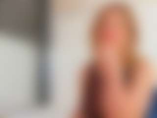Karissia's Live Sex Cam Show