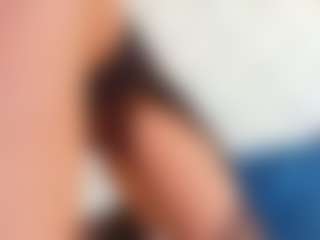 Karissia's Live Sex Cam Show