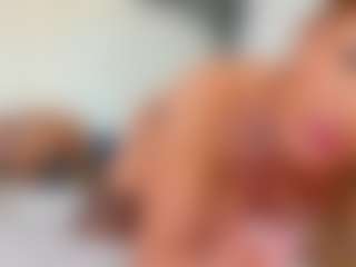Karissia's Live Sex Cam Show