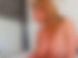 Karissia's Live Sex Cam Show