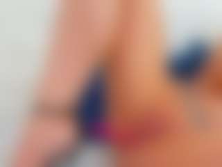 Live cam show with Karissia - Squirt Mature on Soda Cam