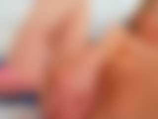 Live cam show with Karissia - Mature on Camsoda Late Night