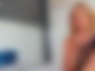Karissia's Live Sex Cam Show