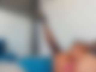 Karissia's Live Sex Cam Show