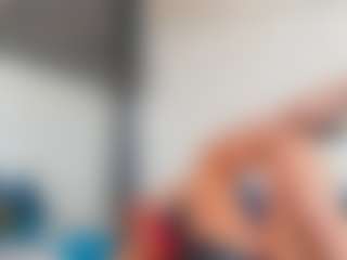 Live cam show with Karissia - Green Eyes on Dare Cams