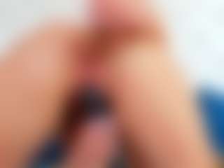Live cam show with Karissia - Curvy Middle Aged on sexylive.show