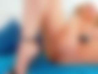 Karissia's Live Sex Cam Show