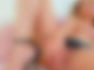Karissia's Live Sex Cam Show