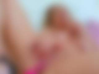Karissia's Live Sex Cam Show