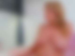Karissia's Live Sex Cam Show