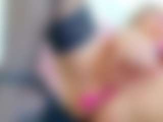 Live cam show with Karissia - Mature on Strip Flash - Live Sex Shows