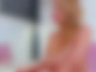 Karissia's Live Sex Cam Show