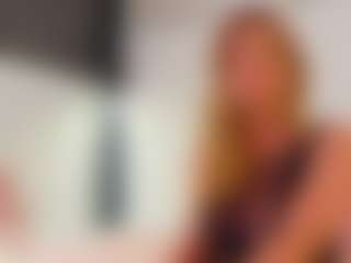Live cam show with Karissia - White MILF on CamwithHer | netherlands
