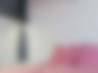 Live cam show with Karissia - Tittyfuck on Mixed Magazine Live