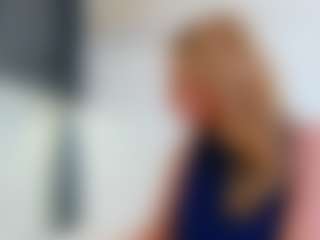 Live cam show with Karissia - Green Eyes on TeamSkeetLive