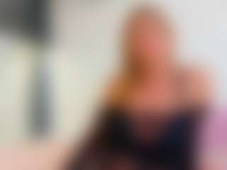 Karissia's Live Sex Cam Show