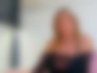 Live cam show with Karissia - Blonde Hair on CSO-WL