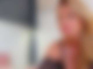 Karissia's Live Sex Cam Show