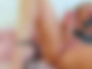 Karissia's Live Sex Cam Show