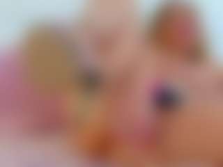 Karissia's Live Sex Cam Show