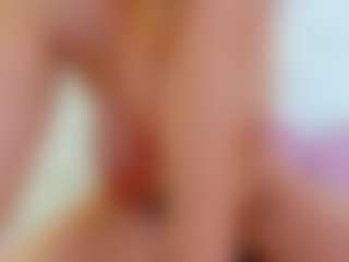 Karissia's Live Sex Cam Show