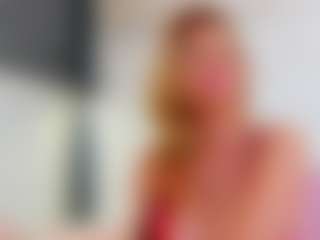 Karissia's Live Sex Cam Show