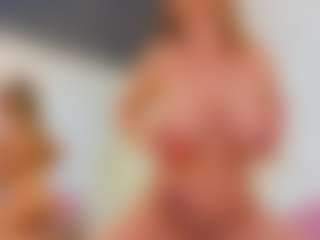 Karissia's Live Sex Cam Show