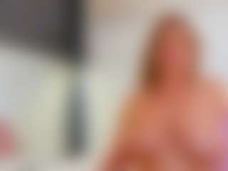 Karissia's Live Sex Cam Show