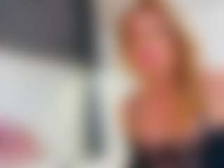 Karissia's Live Sex Cam Show