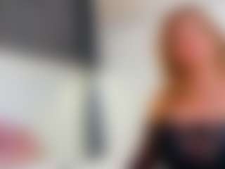 Karissia's Live Sex Cam Show