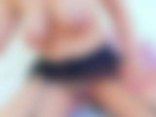 Karissia's Live Sex Cam Show